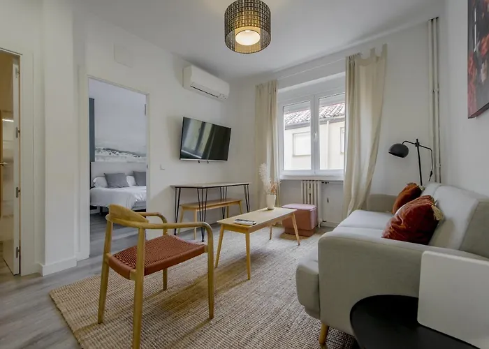 Genial Apartamento En La Latina Centro De Madrid