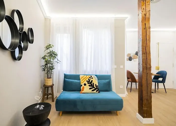 Plaza Mayor Cozy Private Apartment With Ac