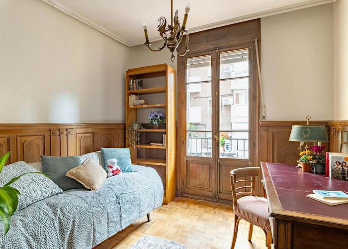 Habitacion Con Vistas A La Ciudad