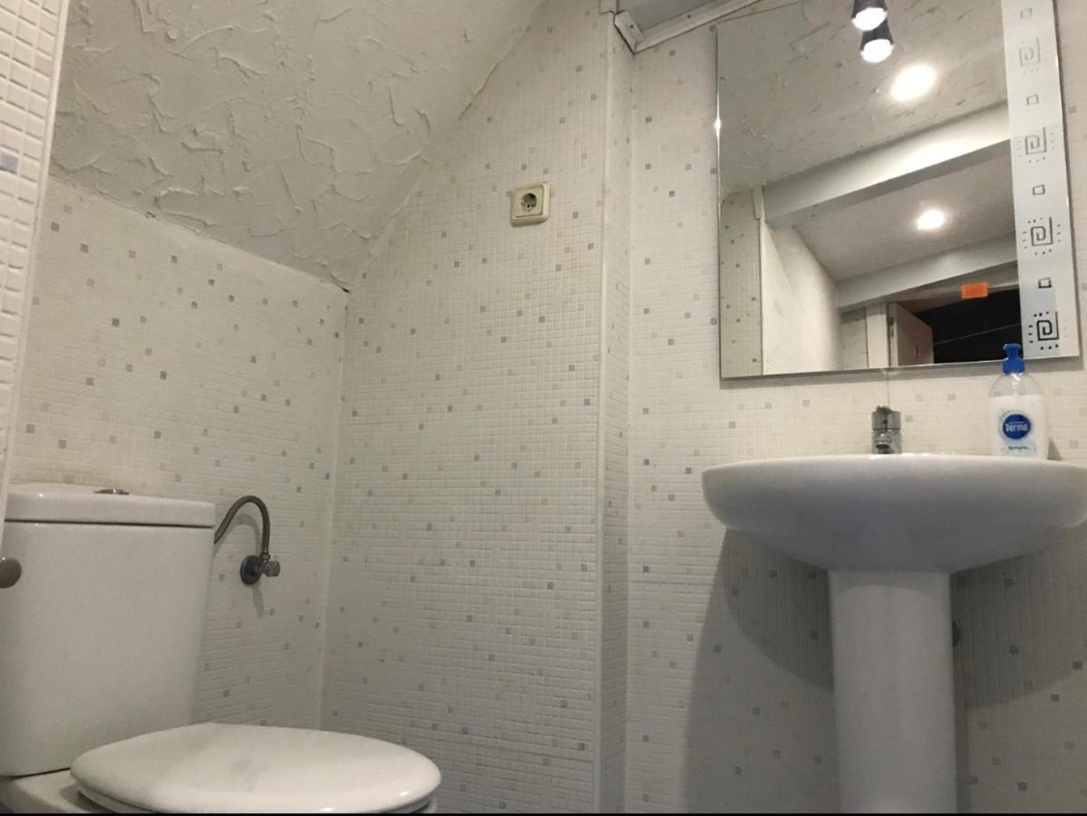Guest house Chale Barajas Escala Madrid