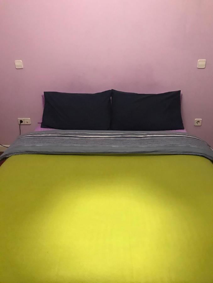 Guest house Chale Barajas Escala Madrid