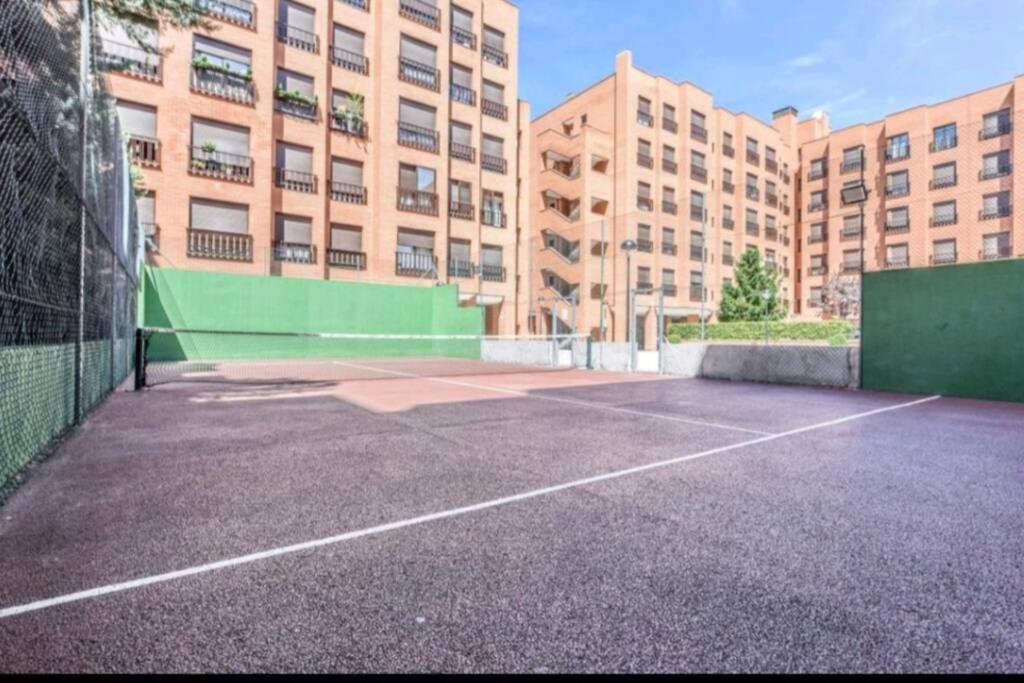 Cerca Airport, Riyadh Air, Ifema, Eisenhower, Wifi, 4 Personas Madrid