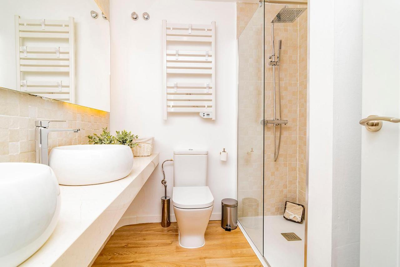 Unbeatable Views Of Puerta Del Sol, Calle Mayor * Madrid