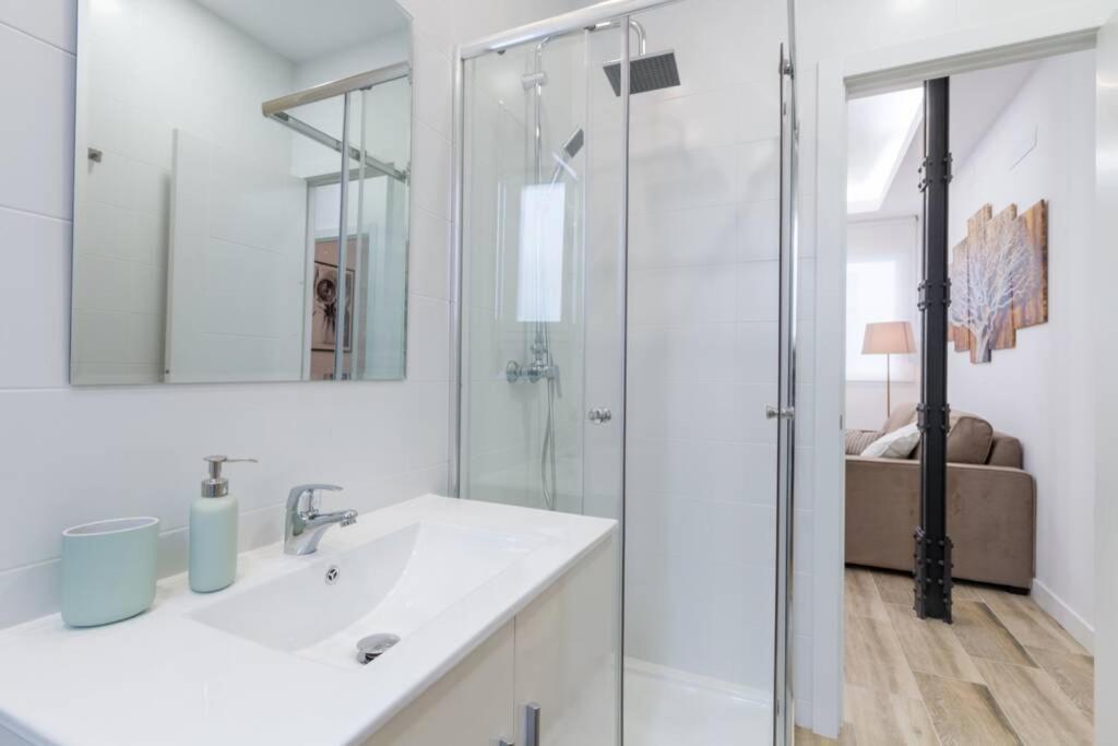 Apartment Magico Apartamento 2 Calle Linneo By Batuecas Madrid
