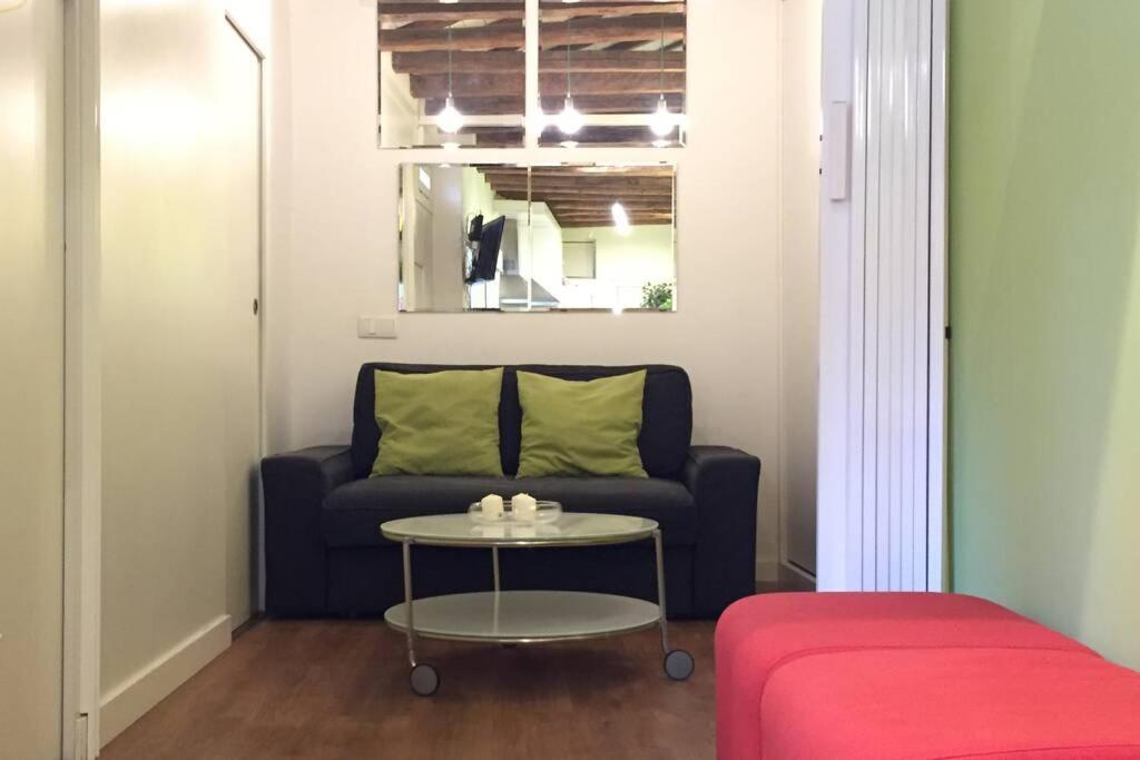 Plaza Mayor-acogedor Apartamento En Edificio Historico Del Centro-wifi * Madrid