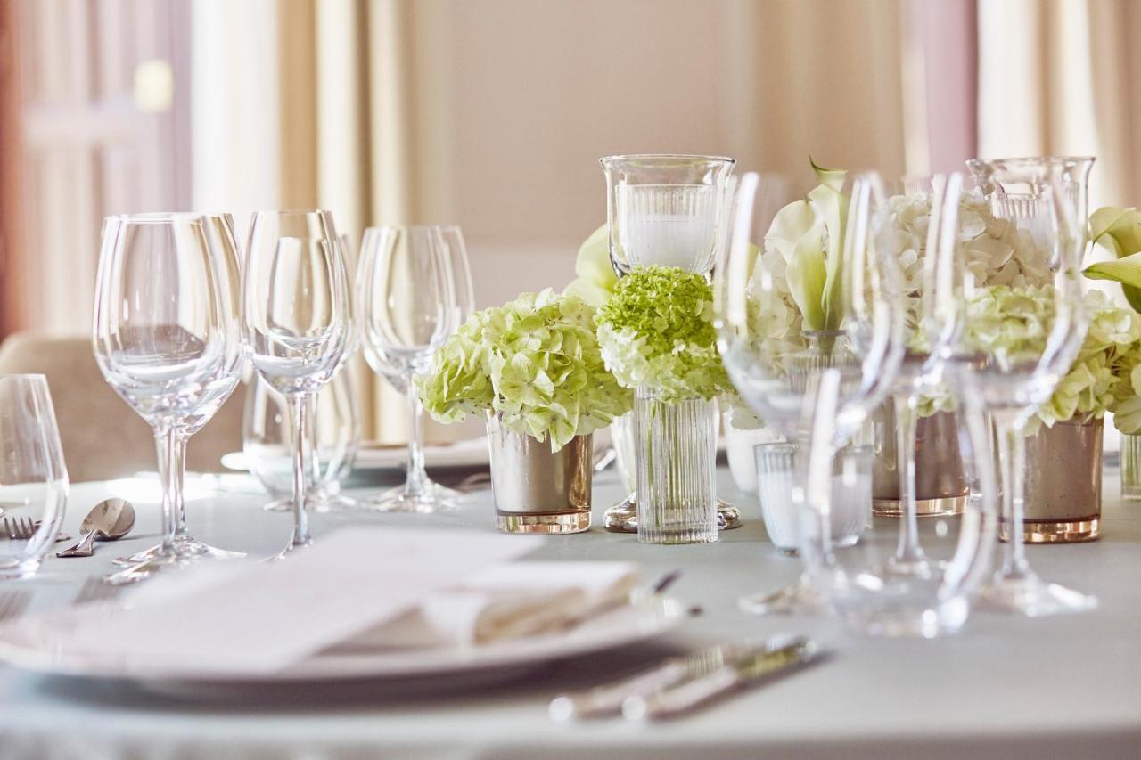Four Seasons Hotel