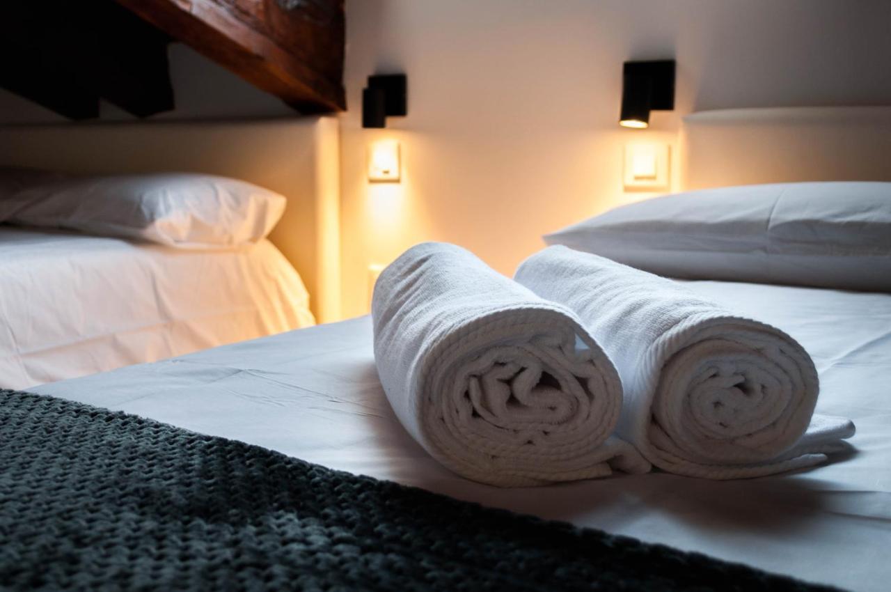 Hellenhost - Gran Via Apartamento