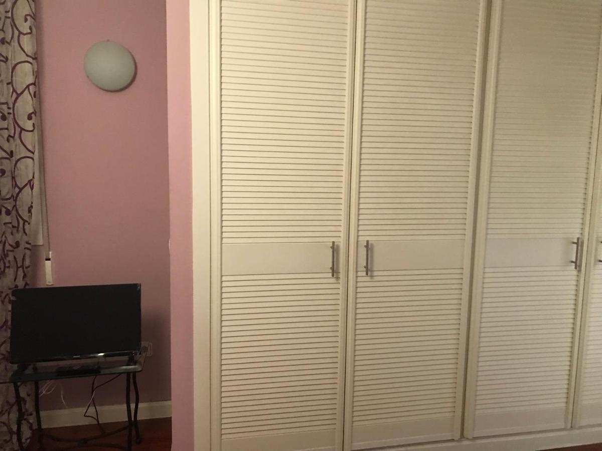 Chale Barajas Escala Guest house Madrid
