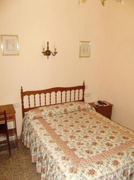 Casa de hóspedes Miguel Angel 2*