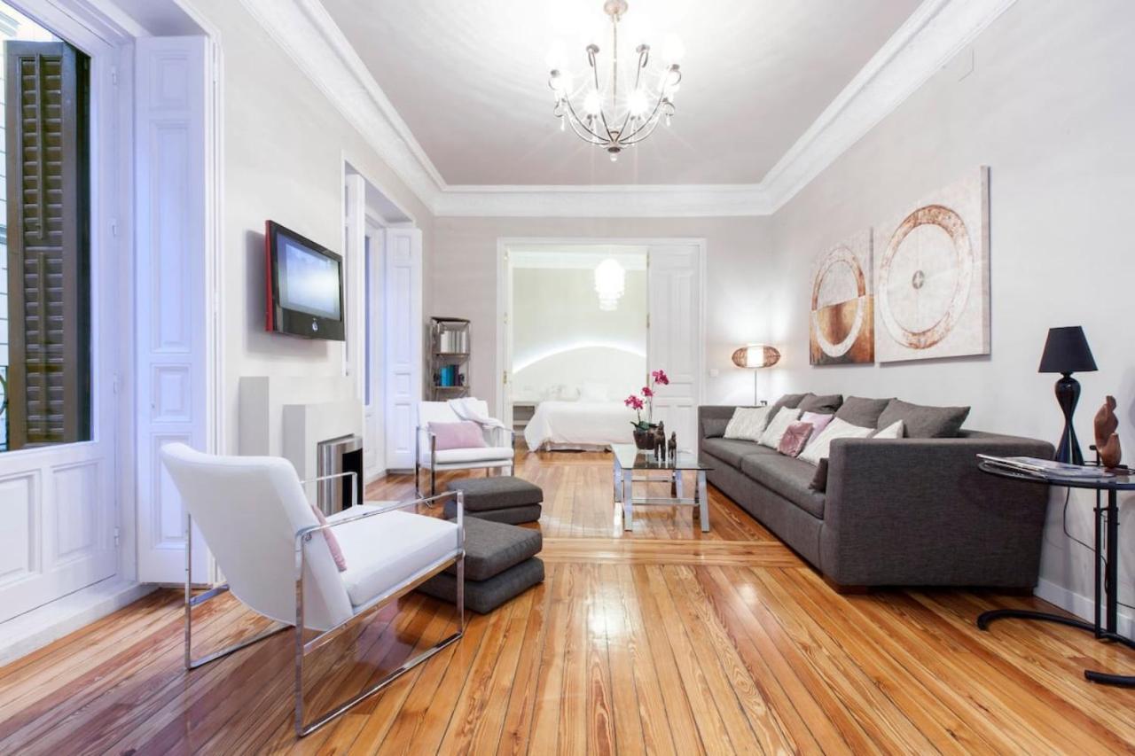 Charming Gran Via Luna Appartement *