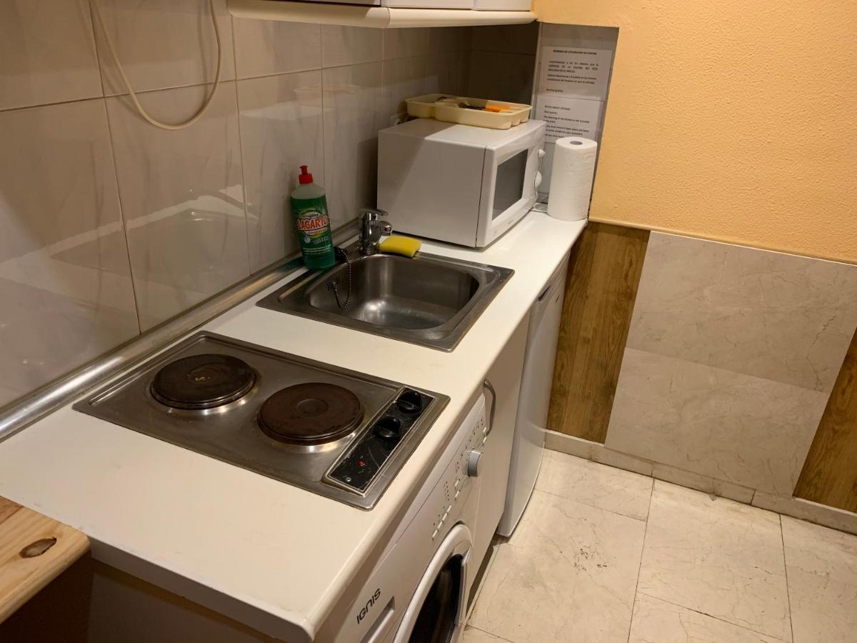Y Estudios Torr En - Chamartin Con Wifi Gratis Apartment Madrid