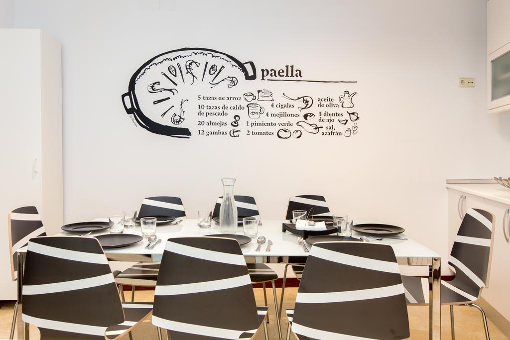 Bookinmadrid Com - Puerta Del Sol * Madrid