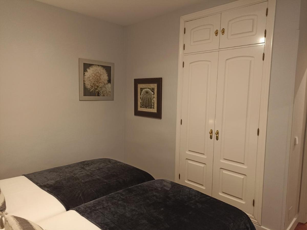 Apartamento Elegante Piso Junto Al Museo Del Prado Madrid