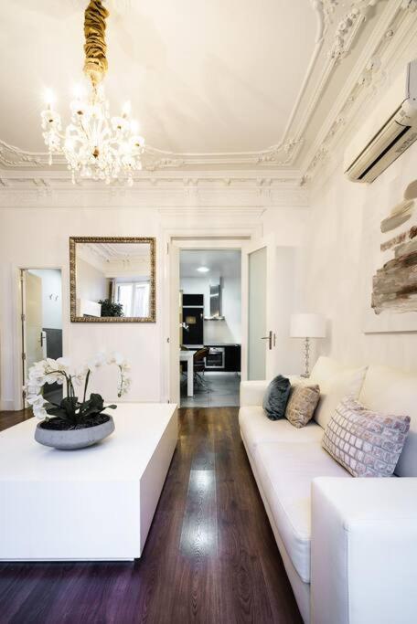 Appartement Centro Madrid. Plaza Mayor. Puerta Del Sol. Opera. Madrid