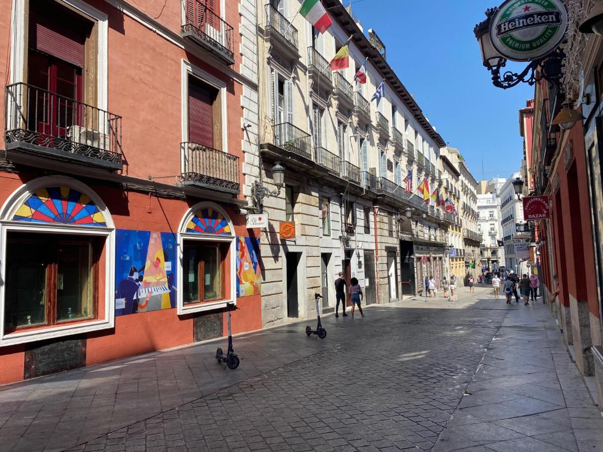 Atico En Puerta Del Sol Apartment *