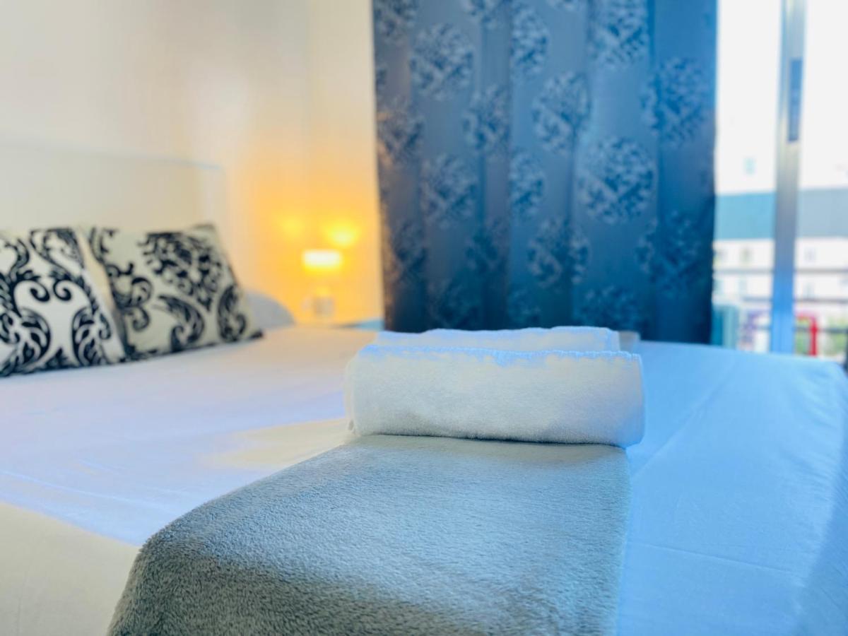Apartamento Estudio Doble Con Balcon En Centro Madrid