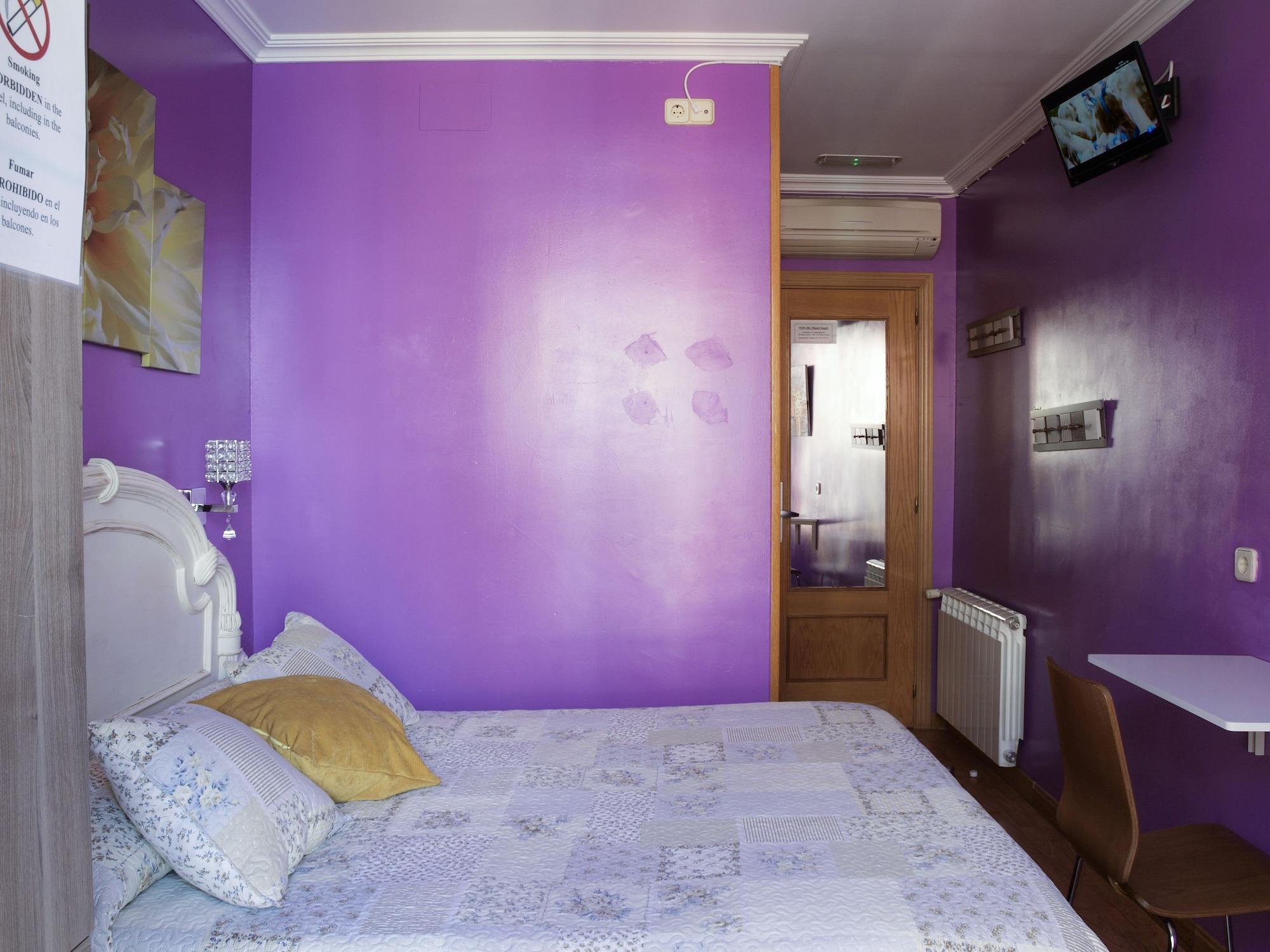 Hostel Rc Miguel Angel *