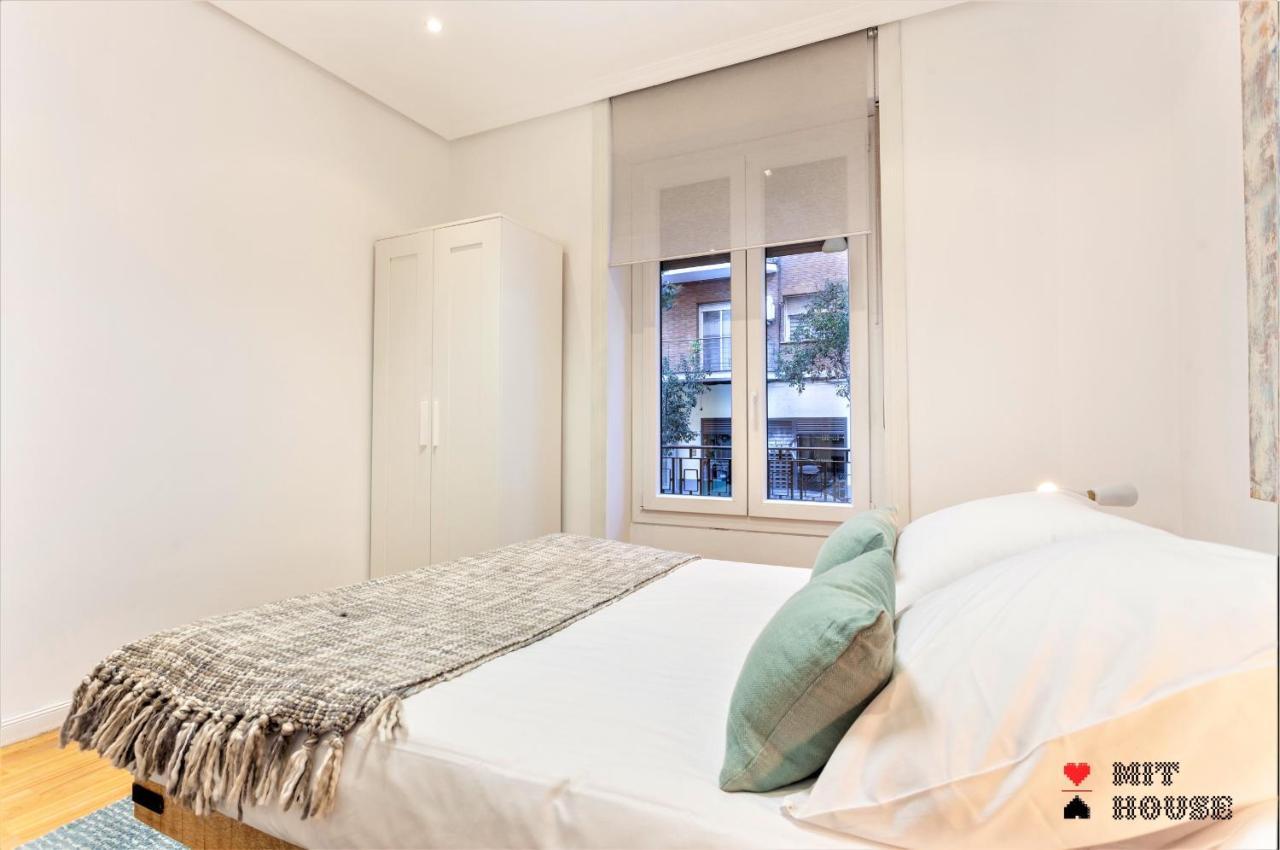 Mit House Menorca En Apartamento