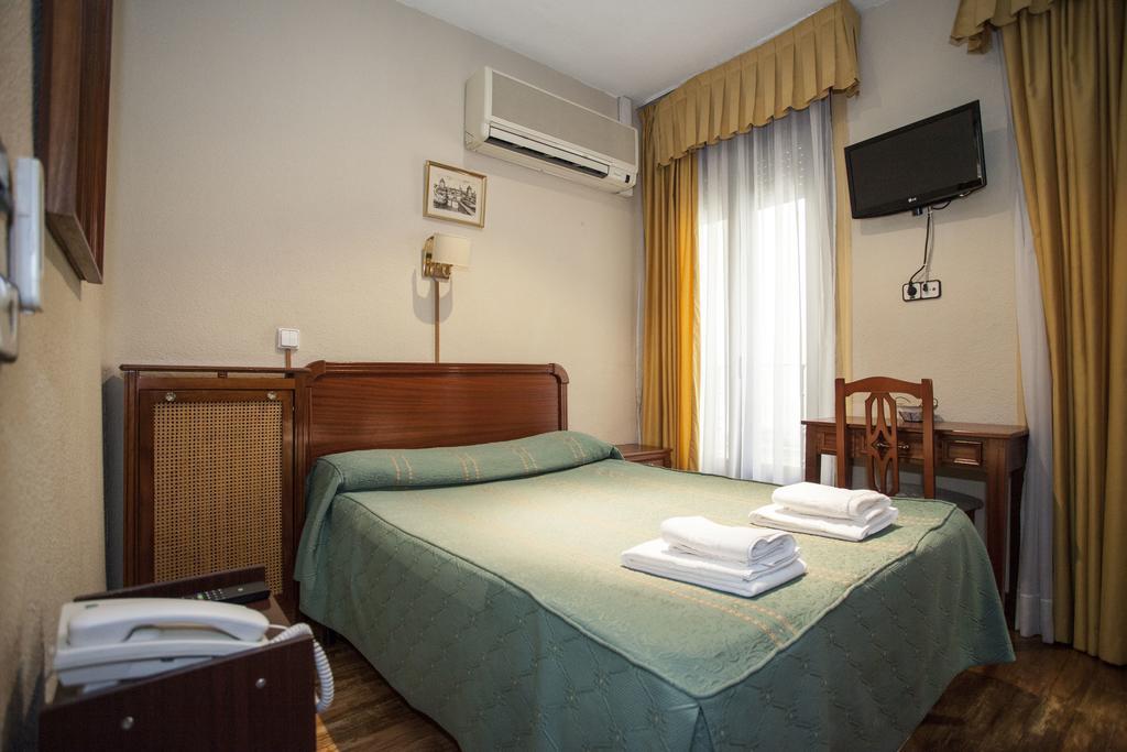Carrera Guest house