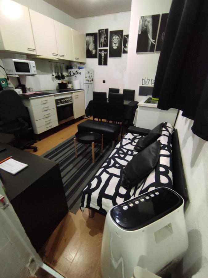 Apartment Estudio Independiente Y Equipado Para 1 Persona
