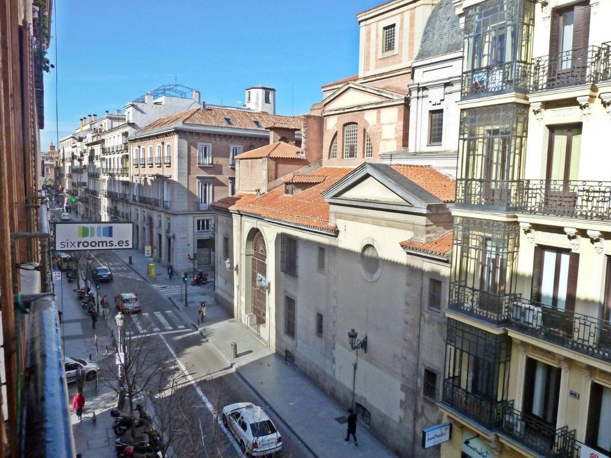 Sixrooms Plaza Mayor Guest house