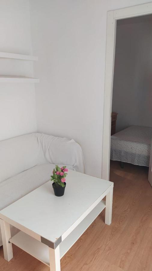 Apartamento En C. María Luisa 2 Dormitorios *