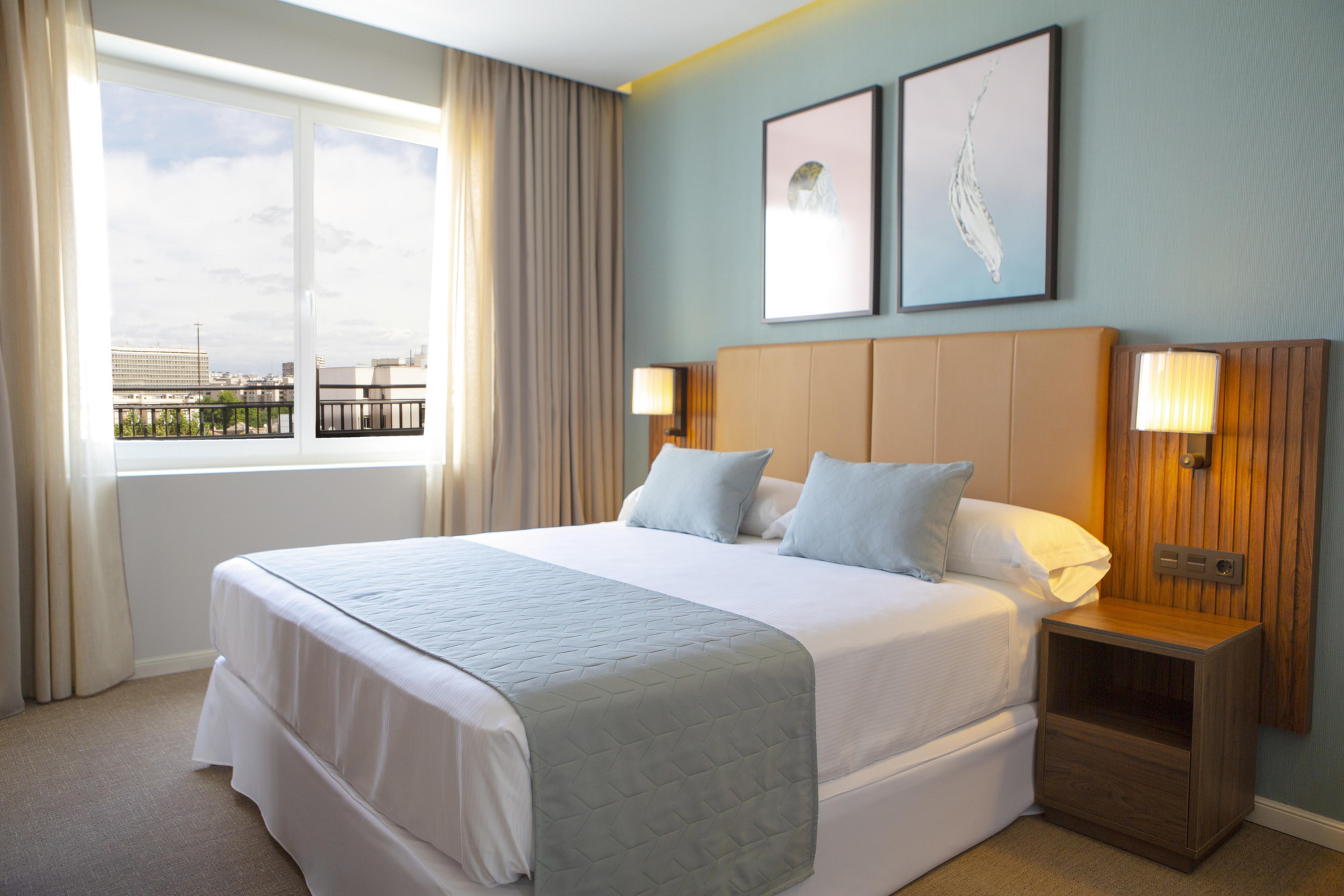 Riu Plaza Espana 4*