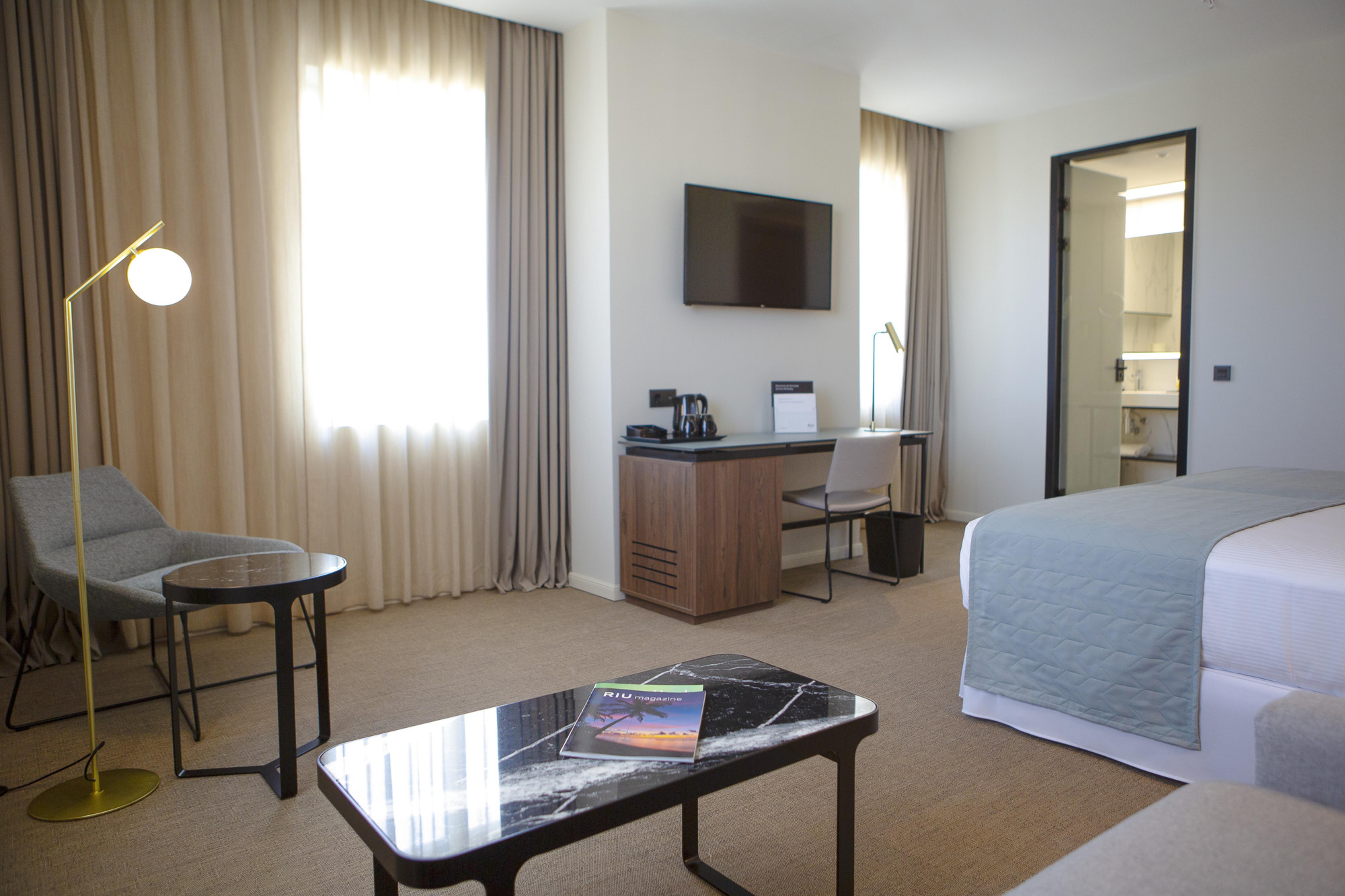 Riu Plaza Espana Hotel 4*