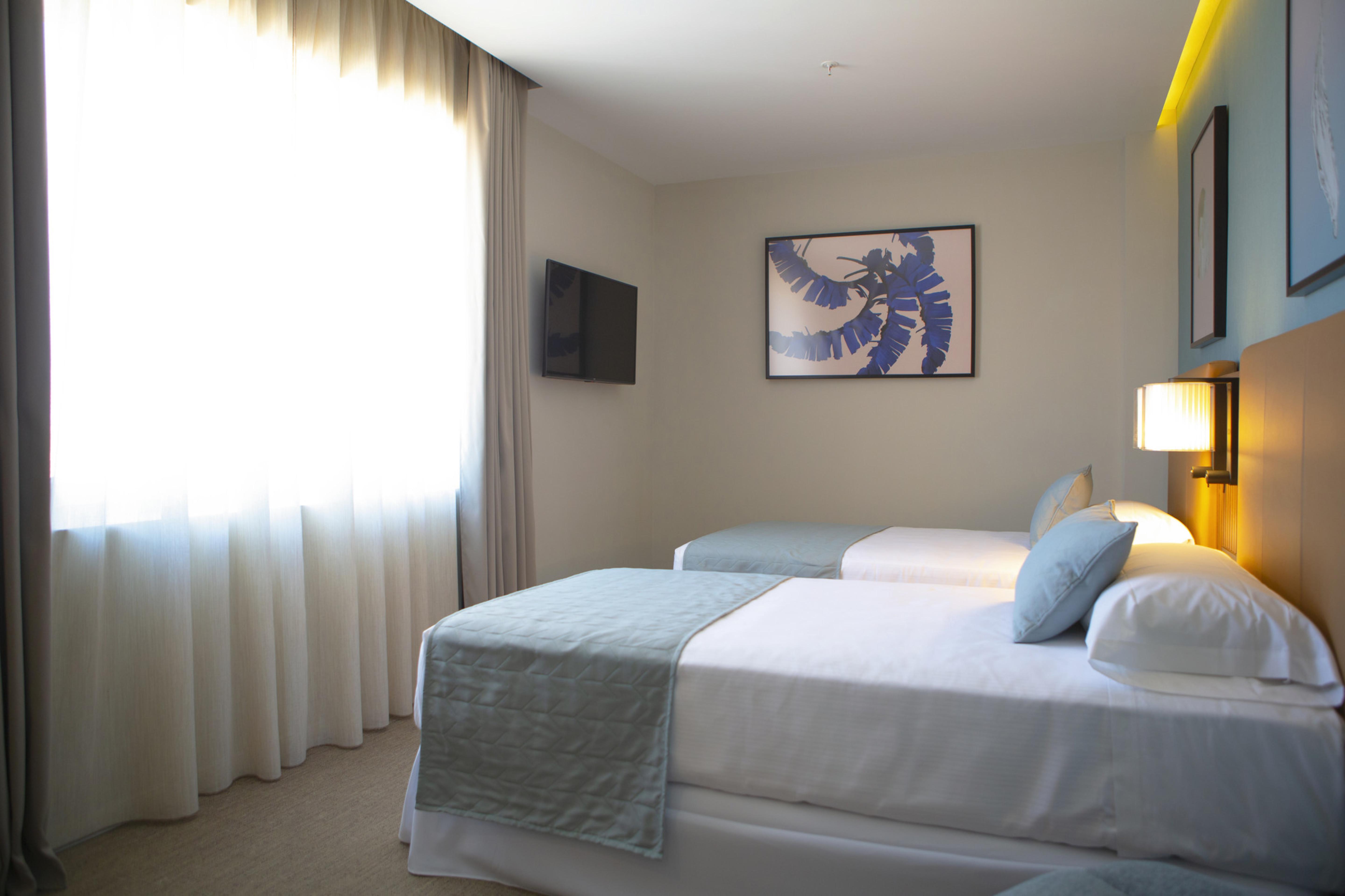 Hotel Riu Plaza Espana 4*