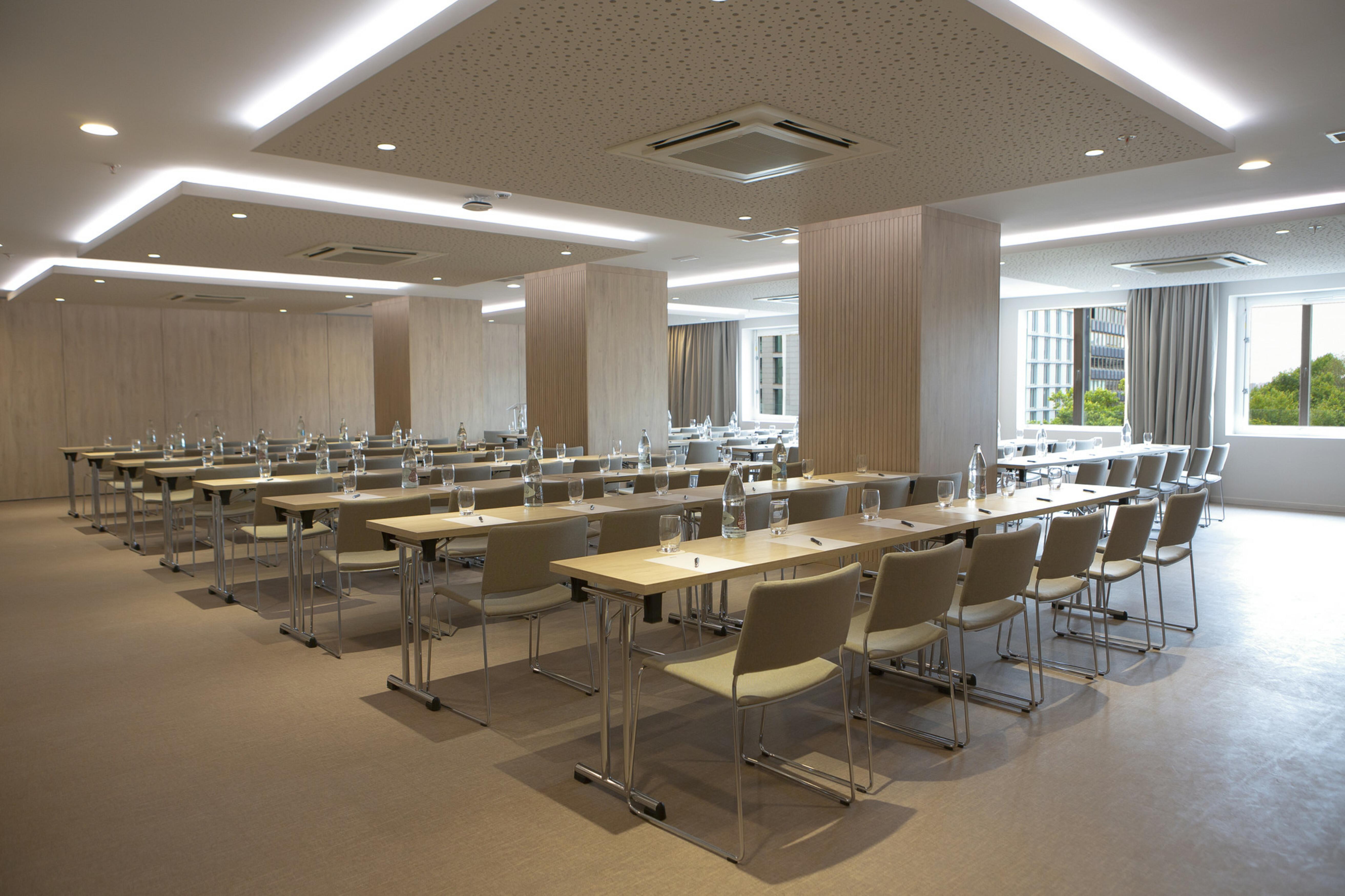 Hotel Riu Plaza Espana 4*