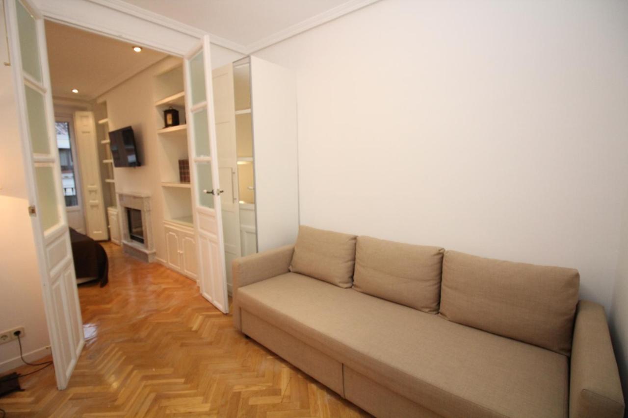 Couette-café Madrid, C. Mayor *