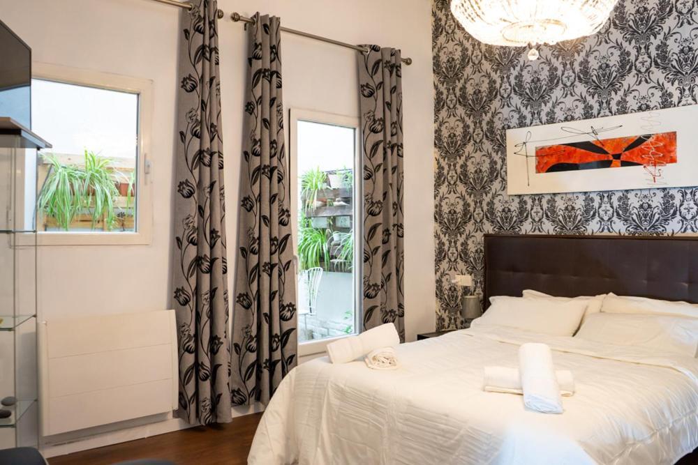 Apartment Modern And Neoclassical Flat *