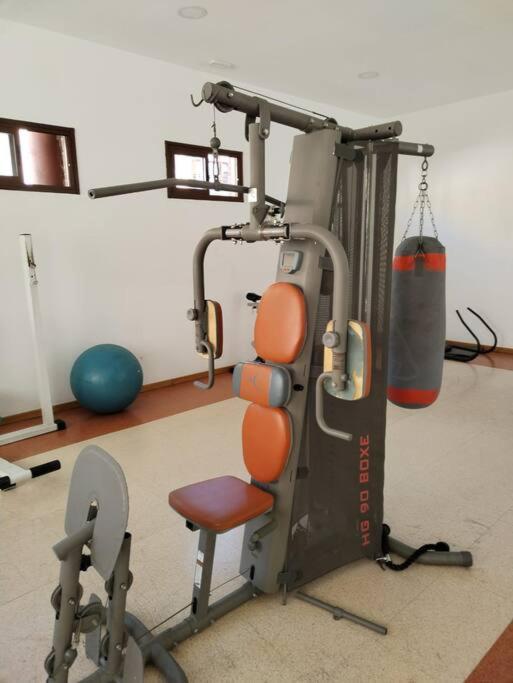 Apartamento Wanda Aeropuerto Ifema Plenilunio Dy Madri