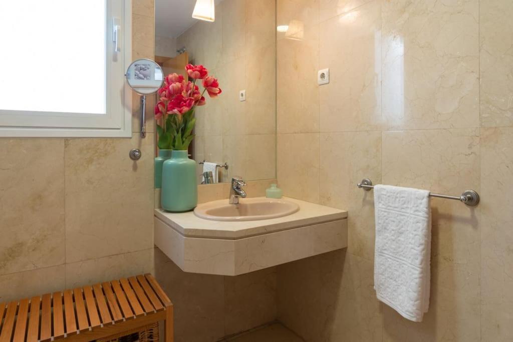 Vivienda Con Zona De Trabajo, Piscina Y Parking Appartamento *