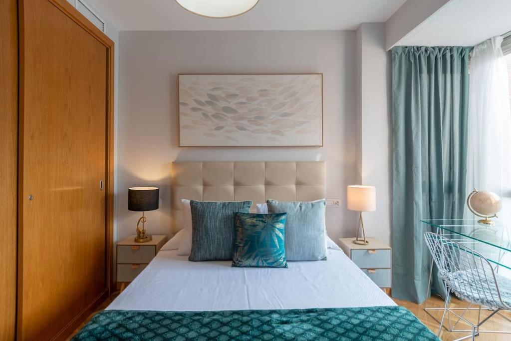 Appartamento Vivienda Con Zona De Trabajo, Piscina Y Parking
