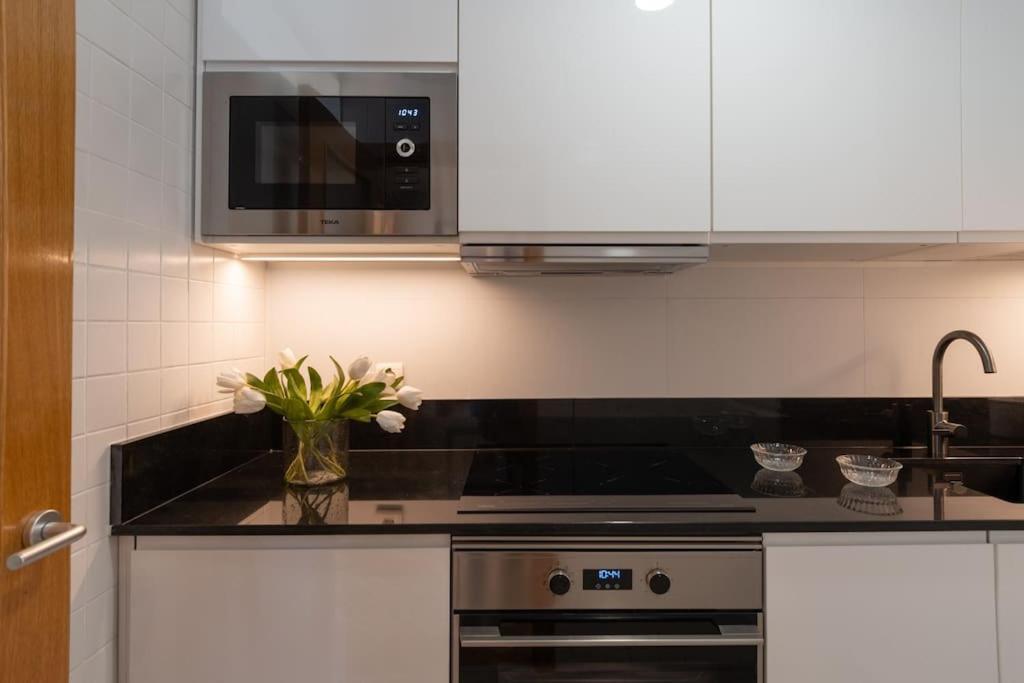Vivienda Con Zona De Trabajo, Piscina Y Parking Appartement Madrid