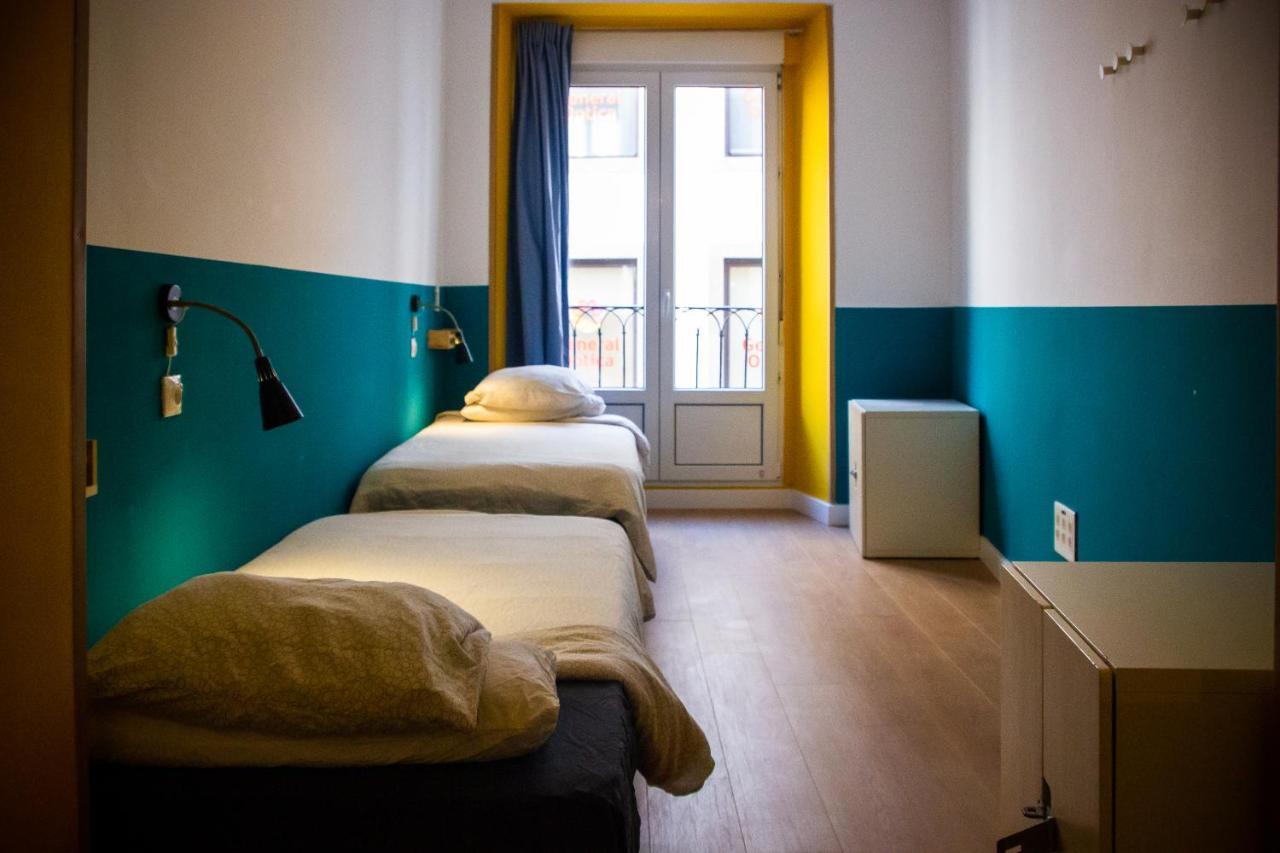 Sungate One Hostel *