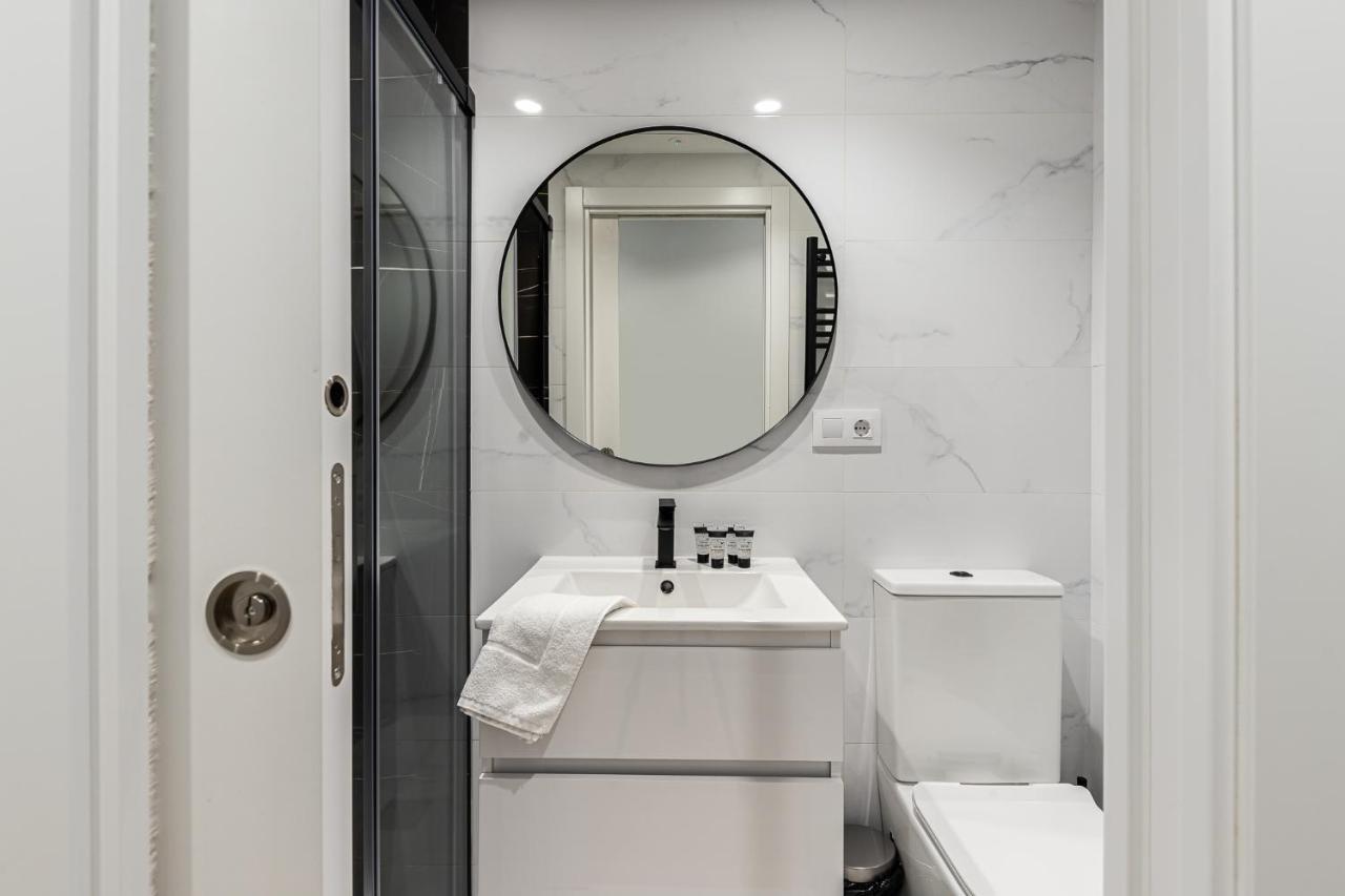 Apartment Waou Essence Ii Anton Martin *