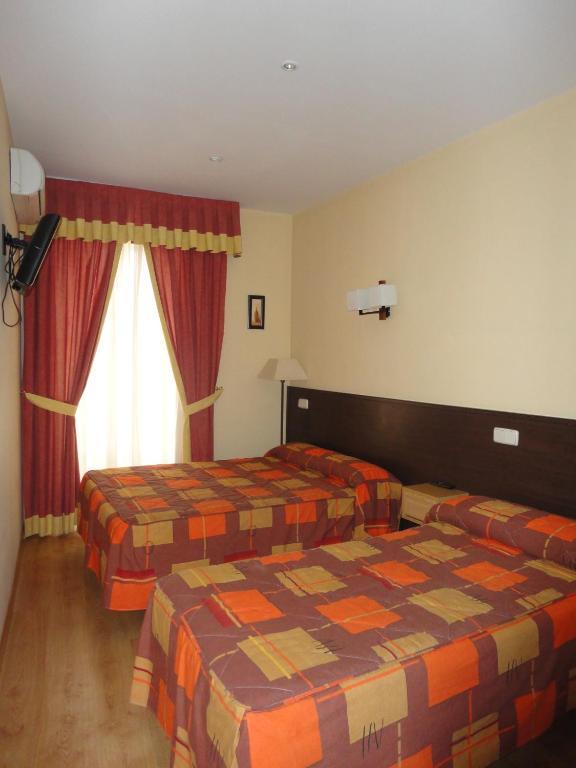 Cortes Guest house