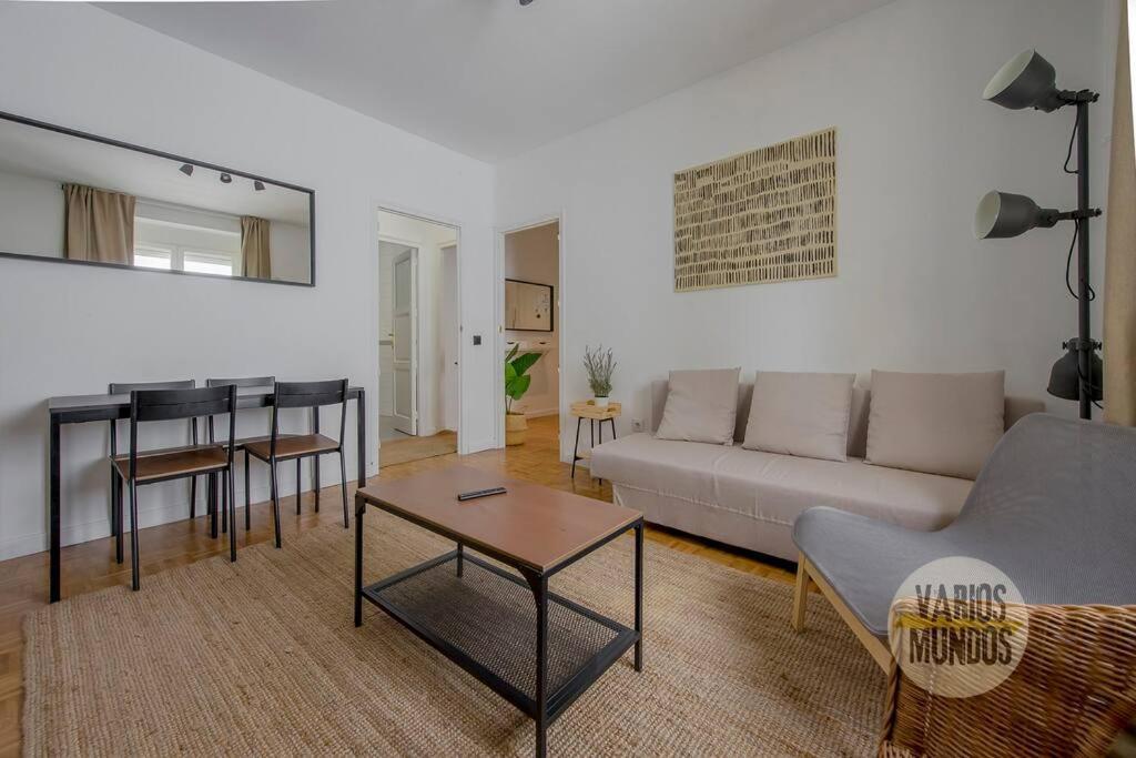 Apartamento Beautiful Apt 7px En La C/santa Ana Centro De *