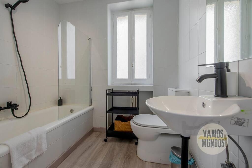 Beautiful Apt 7px En La C/santa Ana Centro De Madrid