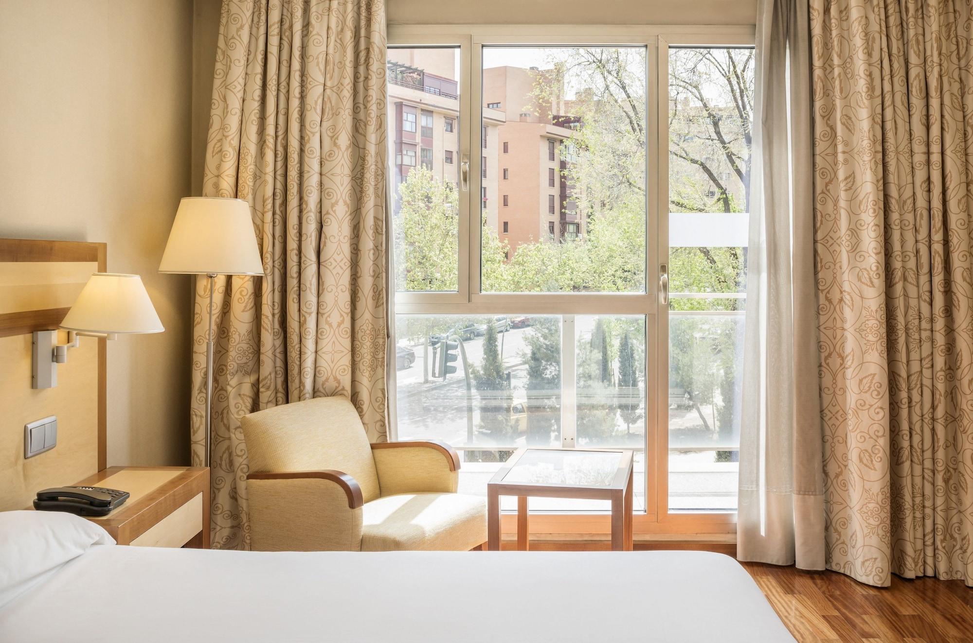 Ilunion Alcalá Norte Hotel 4*