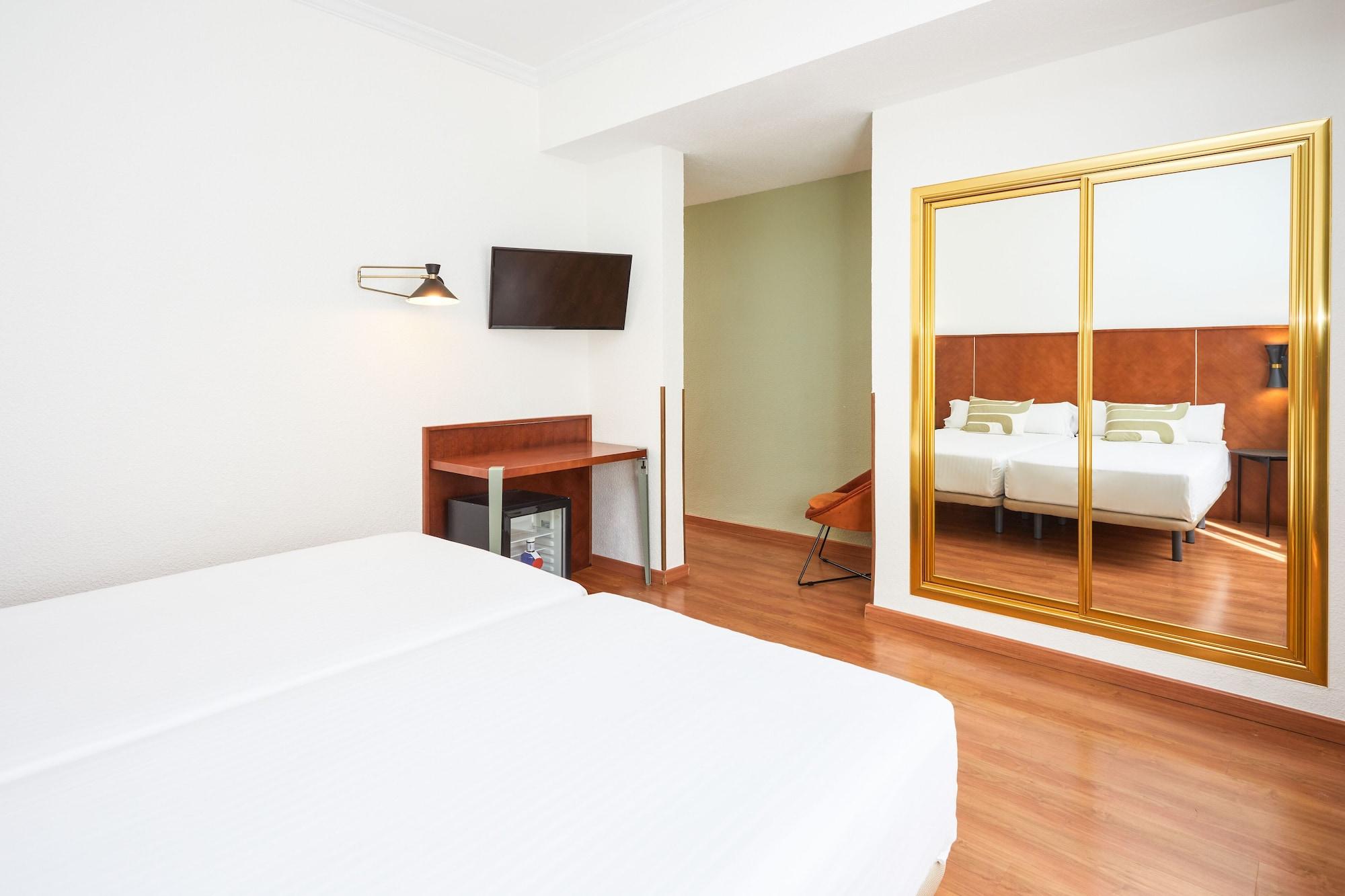 Hotel Casón Del Tormes Madrid