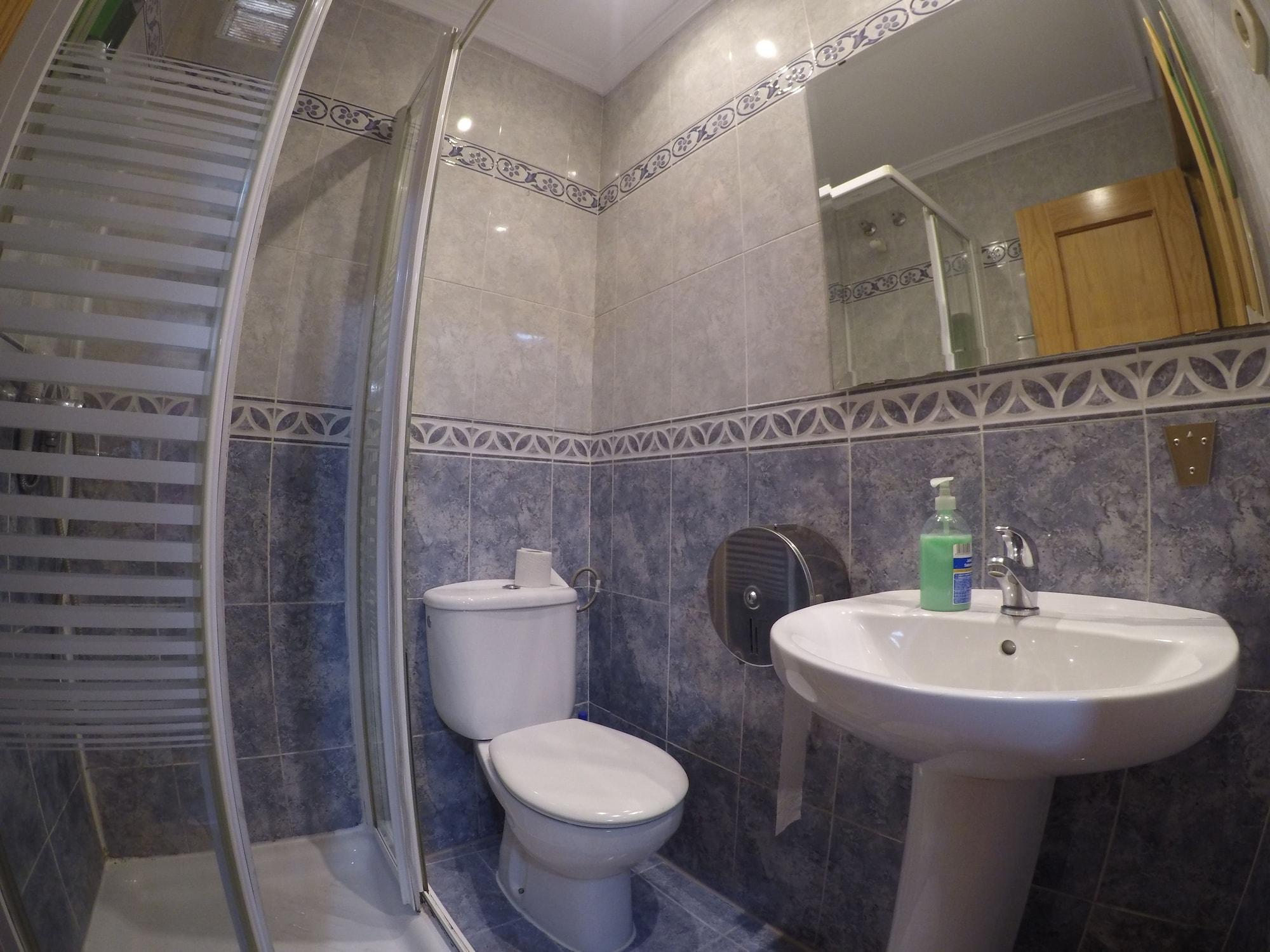 Hostel Rc Miguel Angel Madrid