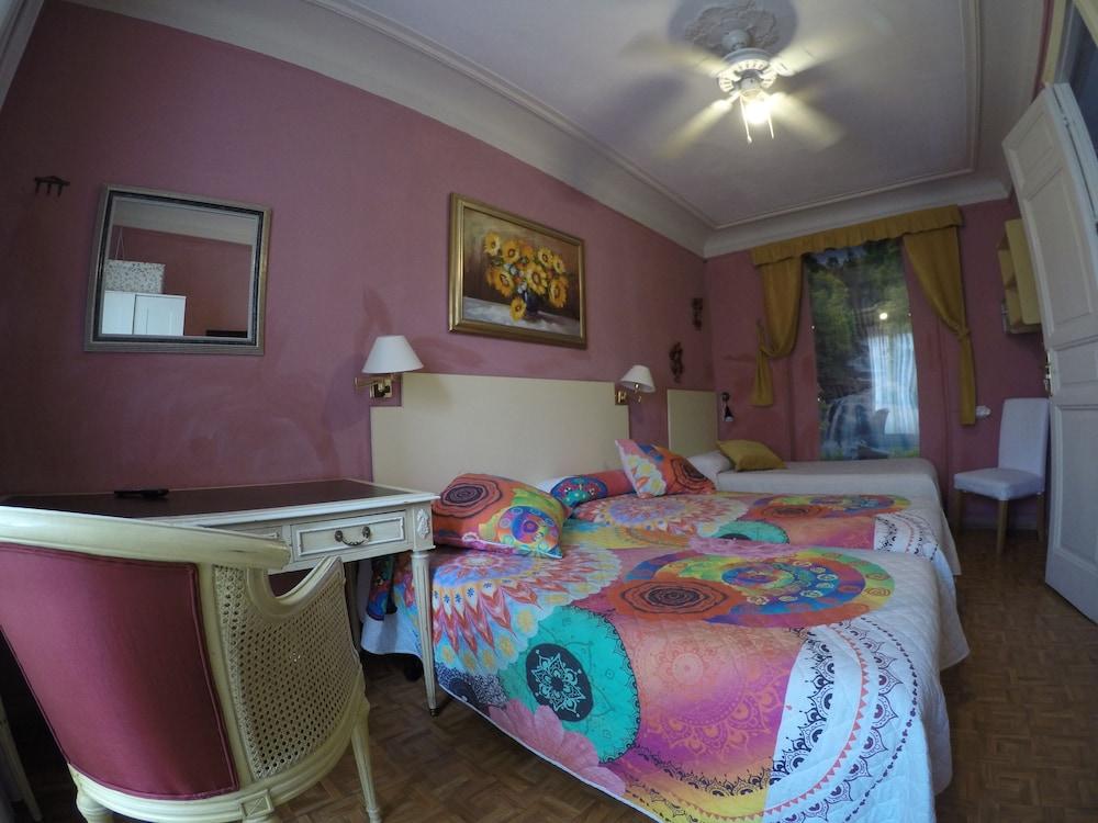 Rc Miguel Angel Hostel Madrid