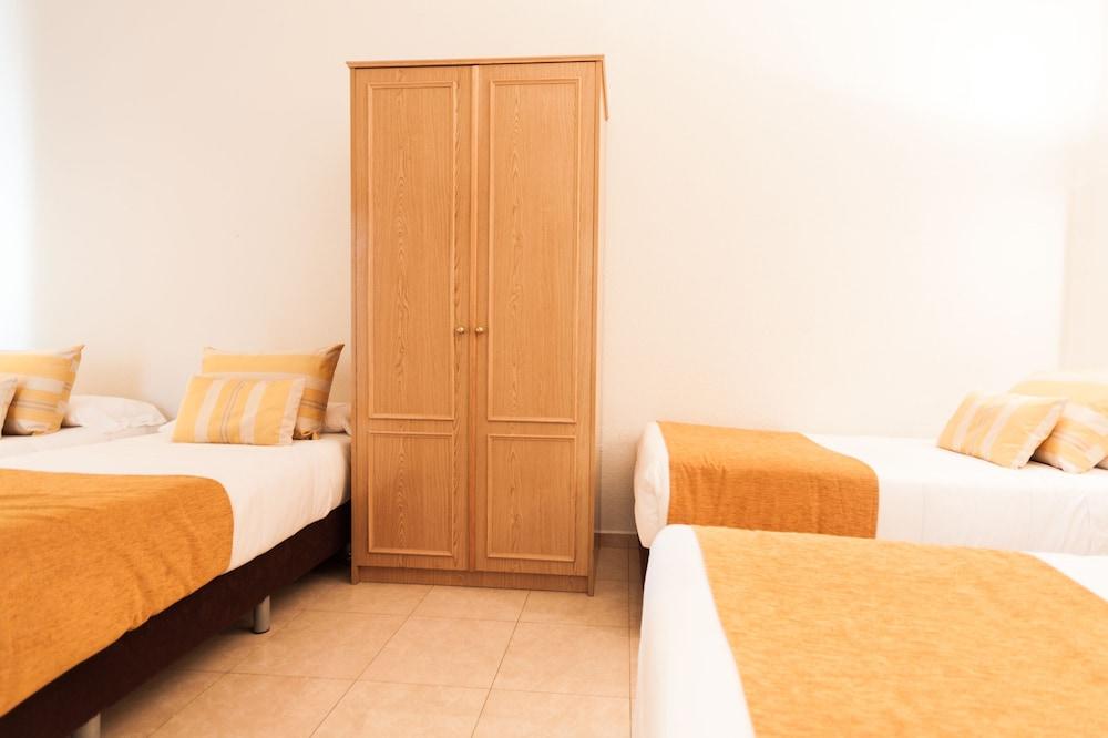 Josefina-gran Via Albergue *