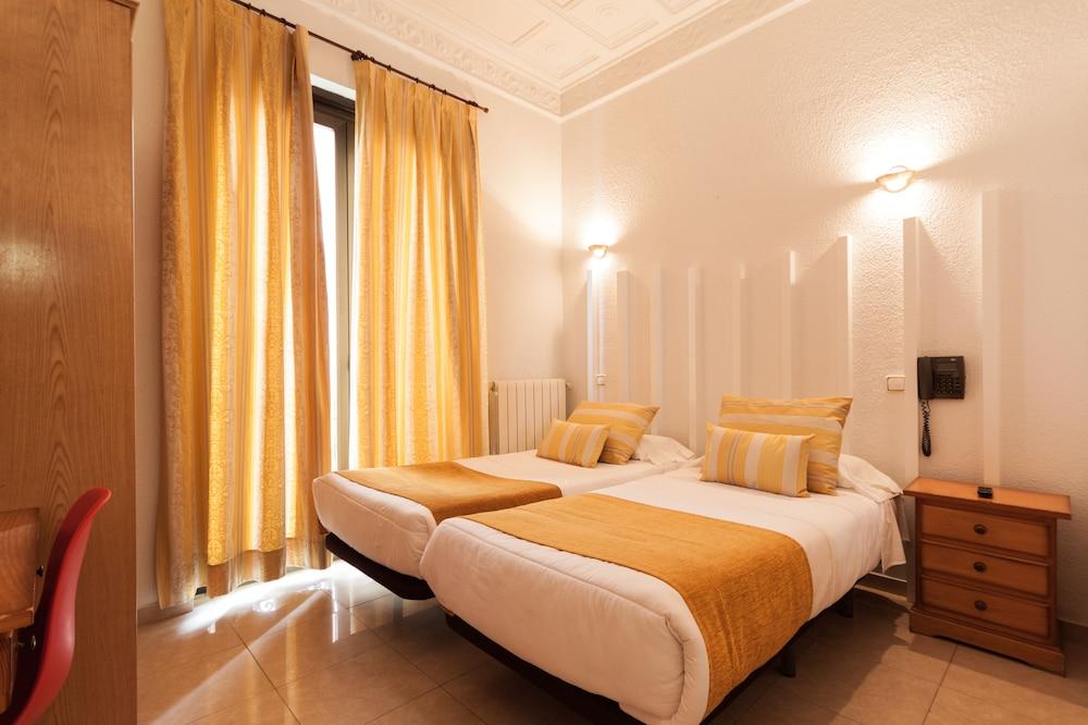 Josefina-gran Via Albergue