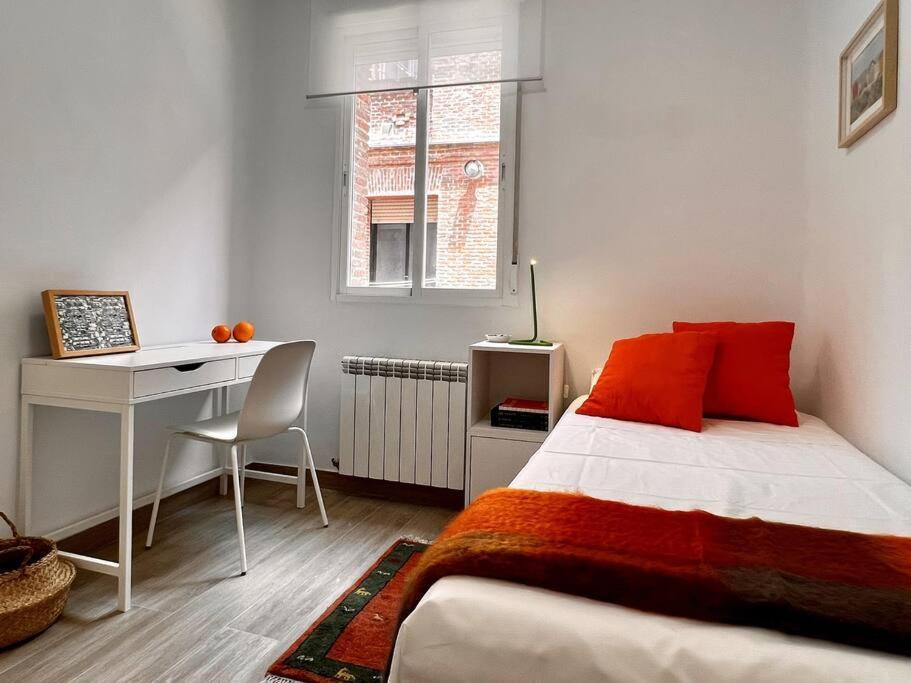 Tenerife. Bright & Renovated ☆ ☆ ☆ ☆ ☆ Apartamento Madrid