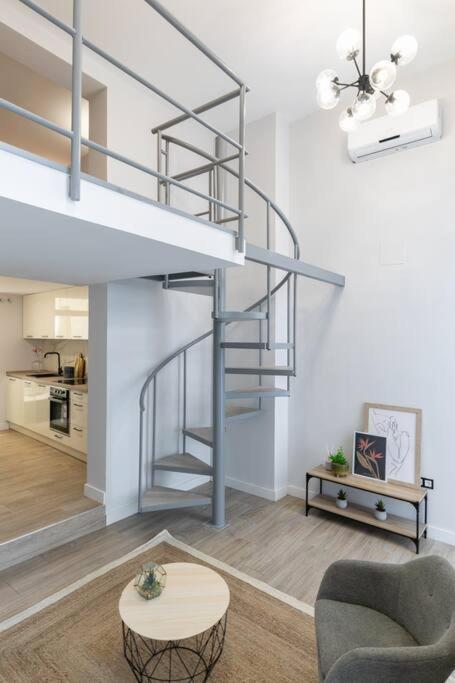 Moderno Loft En Ronda De Segovia-1 Madri