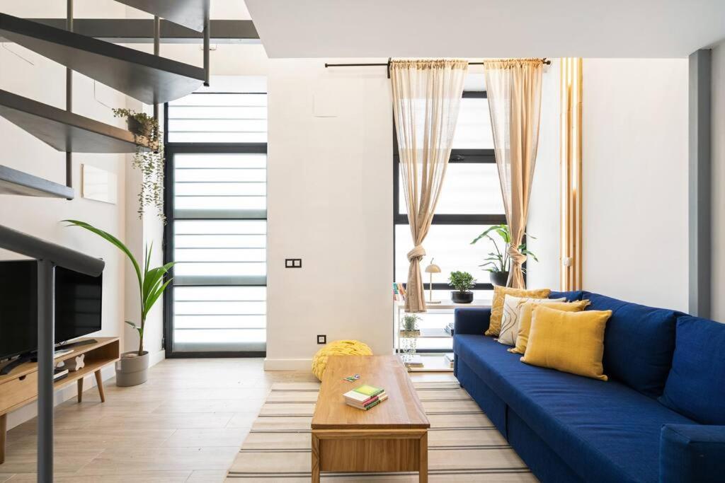 Moderno Loft En Ronda De Segovia-1 * Madri